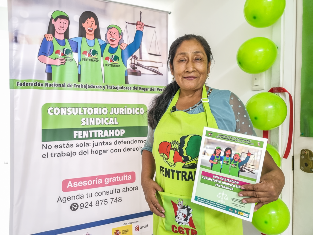 La atención será a nivel nacional. En imágenes la dirigenta en Lambayeque María Juarez  llama a utilizar el consultorio jurídico gratuito. 